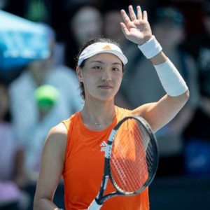 kaiyun sports-学会对网球“分神”的王欣瑜，打出了更好的网球